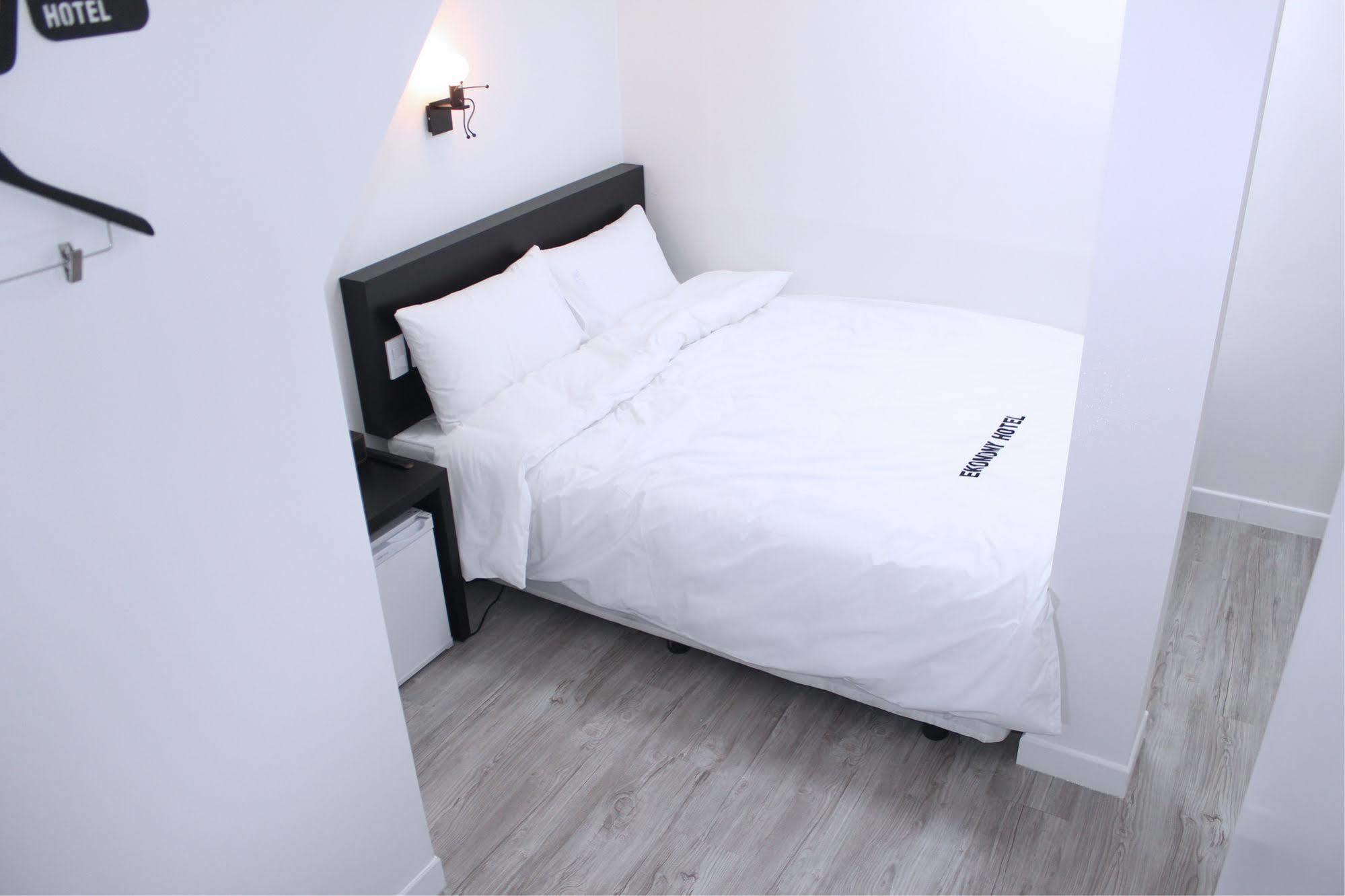 Ekonomy Hotel Dongdaemun Soul Exteriér fotografie
