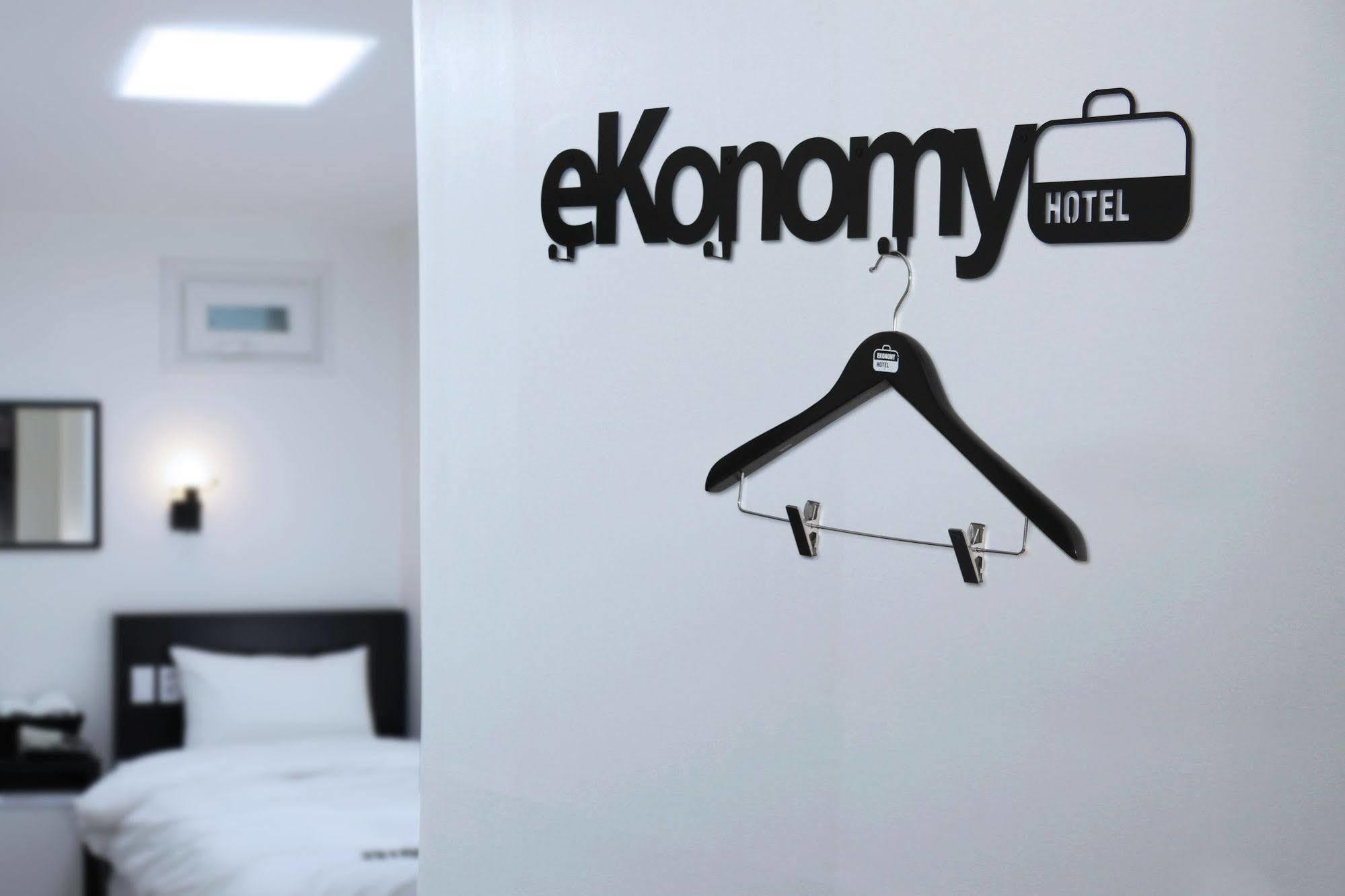 Ekonomy Hotel Dongdaemun Soul Exteriér fotografie