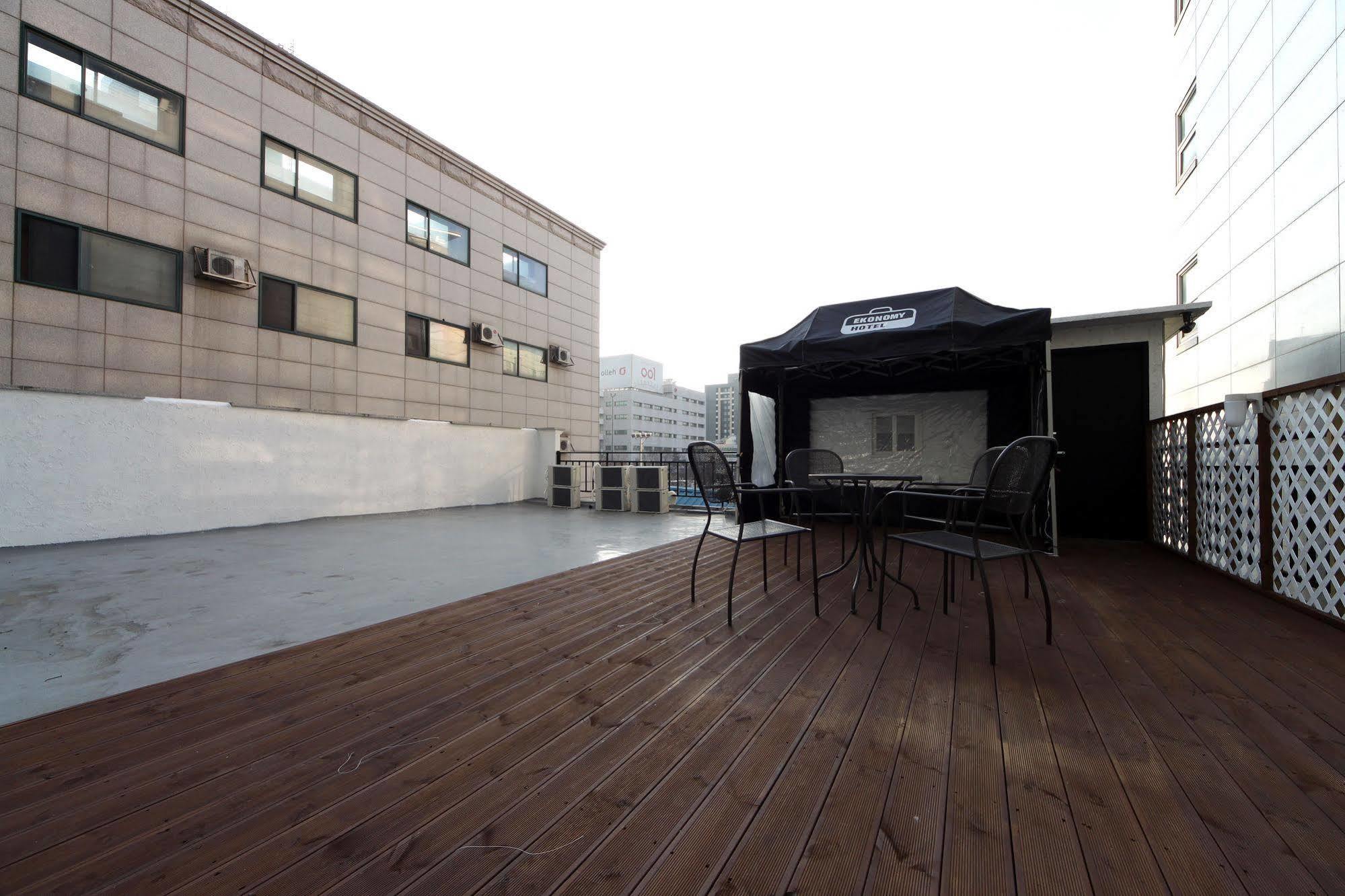 Ekonomy Hotel Dongdaemun Soul Exteriér fotografie
